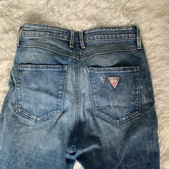 Guess 1981 skinny jeans 👖 acid wash - Picture 7 of 7
